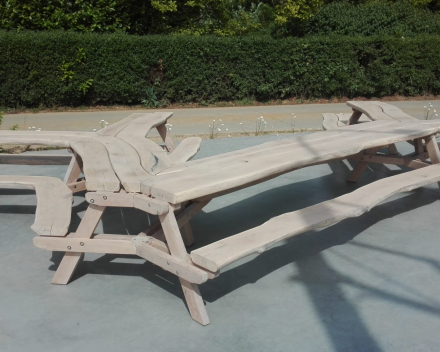 Picknick bank in hout